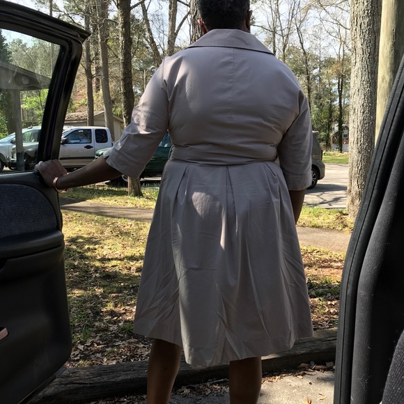 Khaki dress with pockets!😄 - Picture 2 of 2